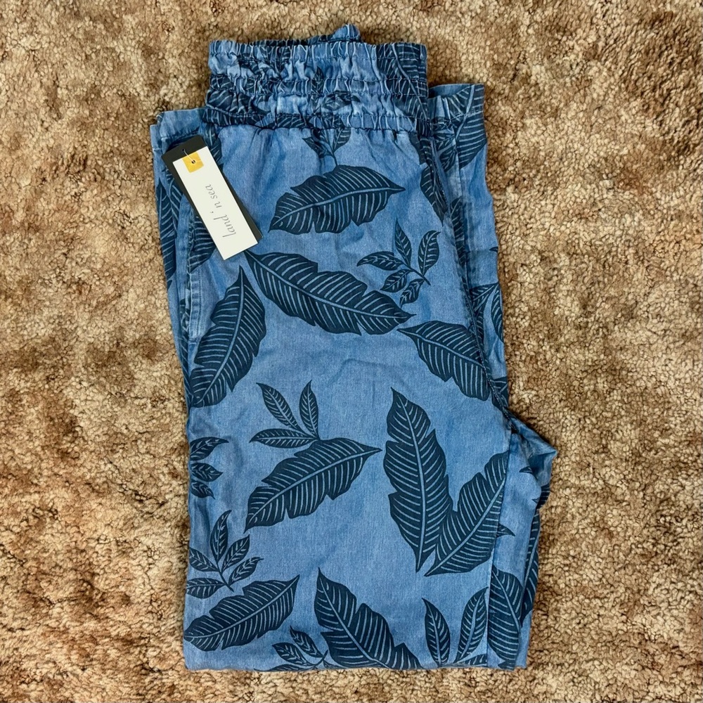 NWT Land N Sea Faded Floral/Leaf Print Wide Leg Pants Blue, Sz M - Picture 3 of 7